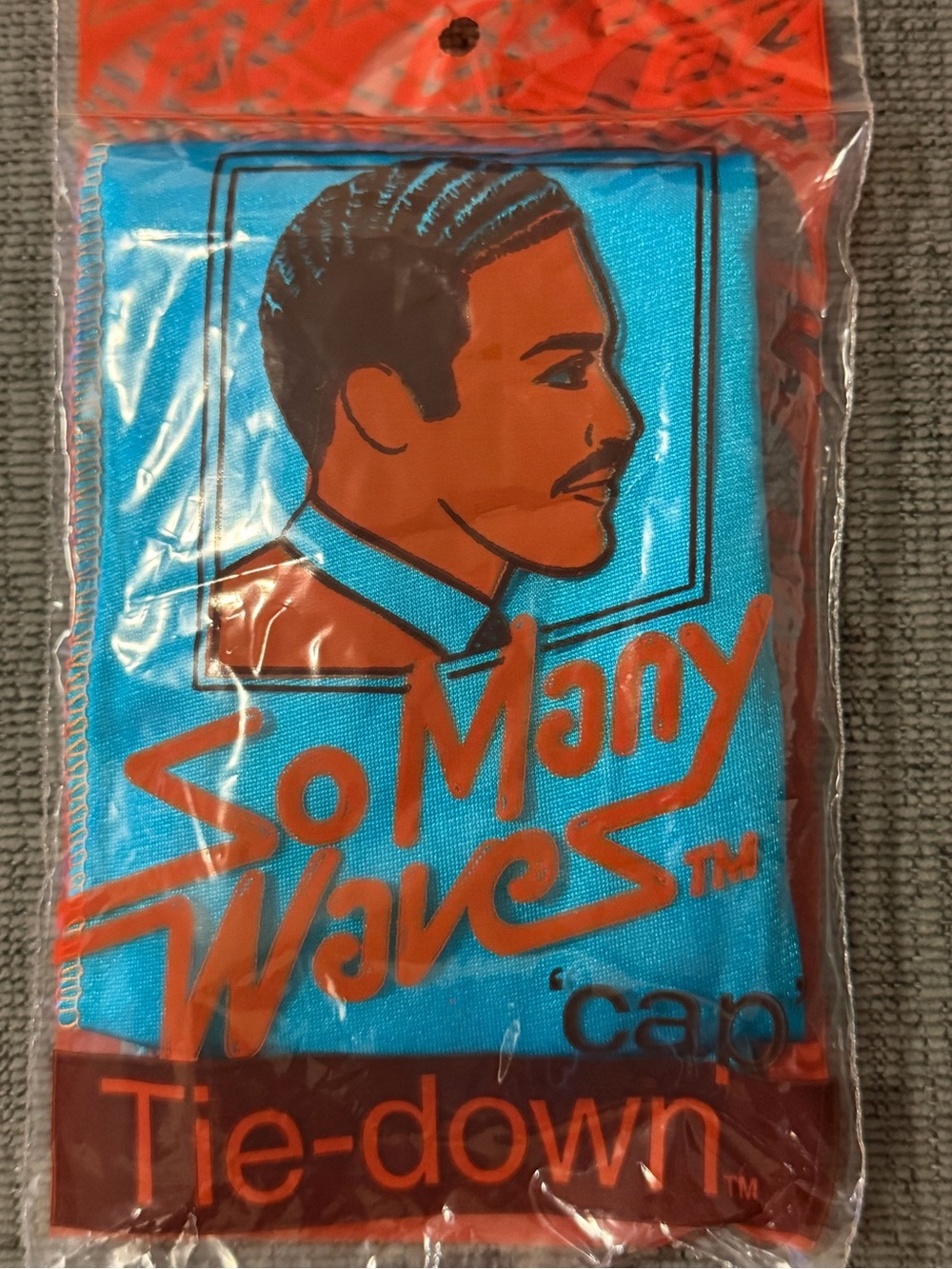 So Many Waves Tie-down Cap - ELECTRIC BLUE